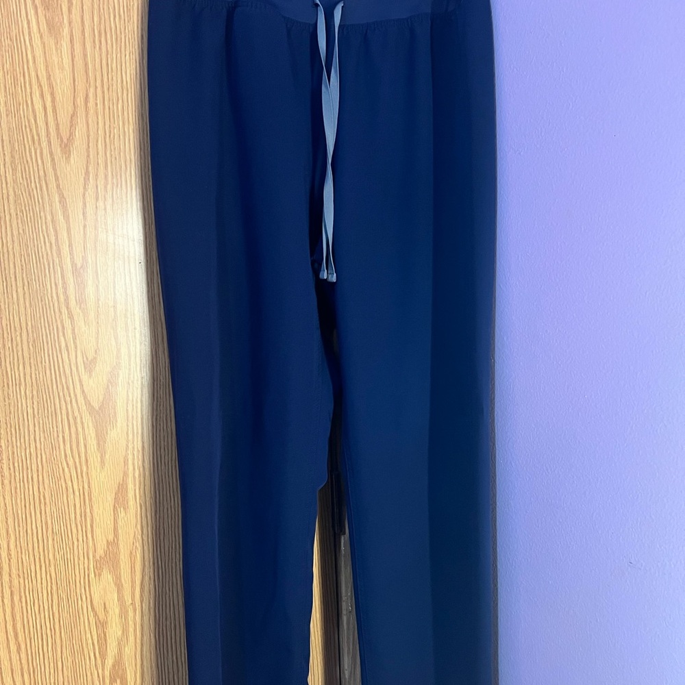 Figs Women's Navy Blue Joggers